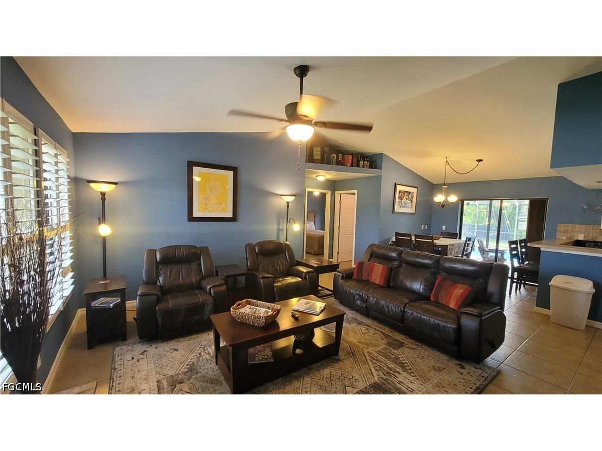 1929 NE 2nd Terrace Cape Coral FL 33909 2026021936 image2