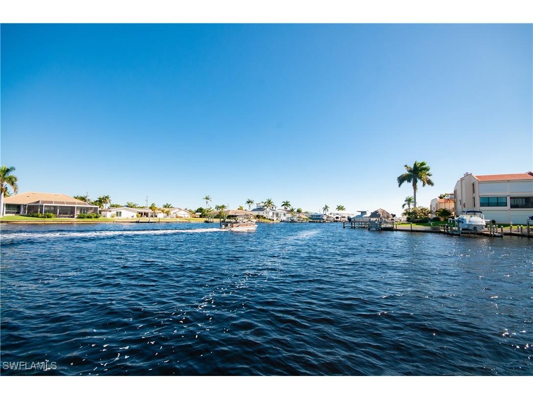 1929 SE 40th Terrace #2 Cape Coral FL 33904 225069704 image1