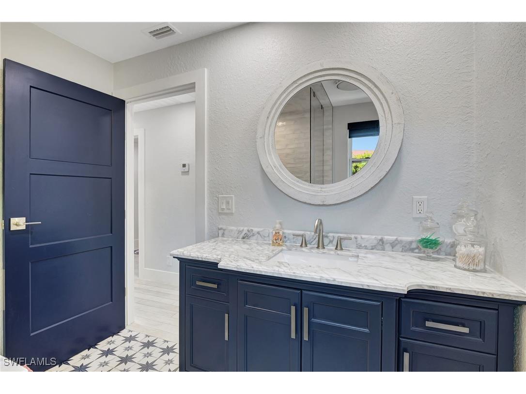 193 Cocohatchee Street Naples FL 34110 225073078 image17