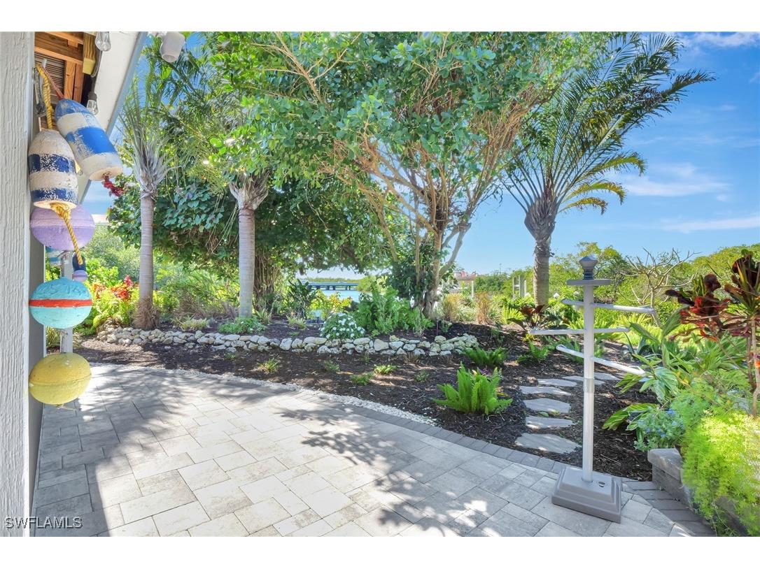 193 Cocohatchee Street Naples FL 34110 225073078 image41