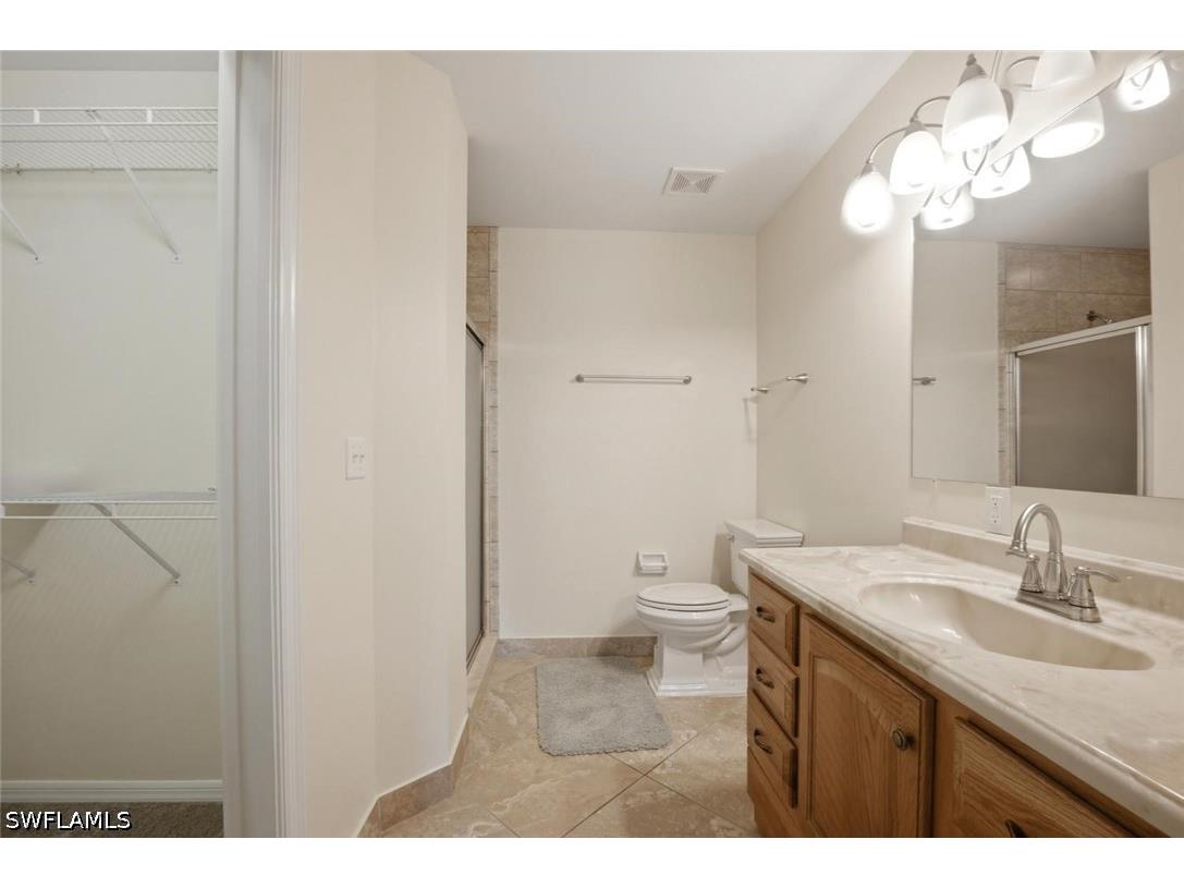 193 Robin Hood Circle #203 Naples FL 34104 226023280 image11