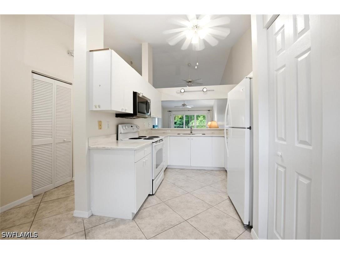 193 Robin Hood Circle #203 Naples FL 34104 226023280 image15