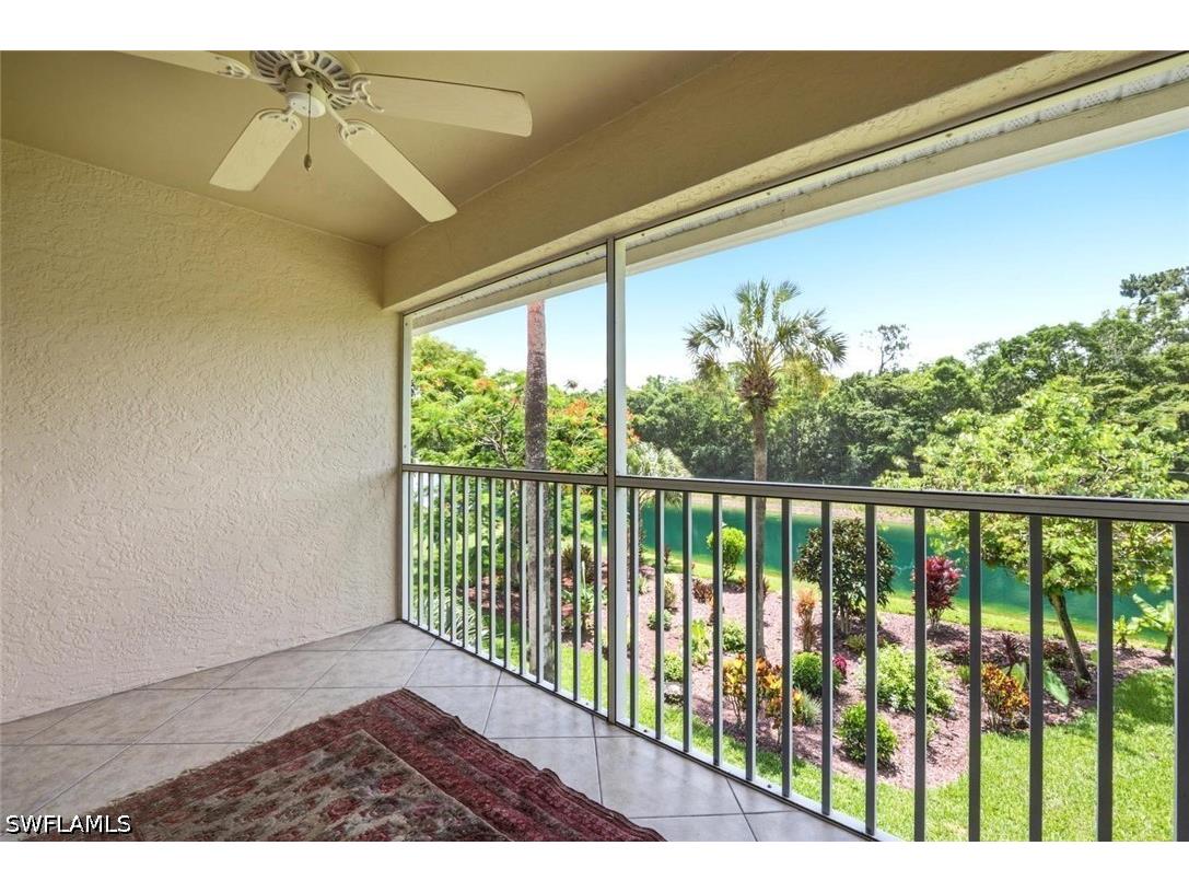 193 Robin Hood Circle #203 Naples FL 34104 226023280 image2