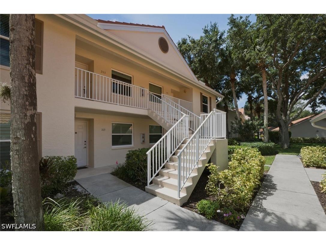 193 Robin Hood Circle #203 Naples FL 34104 226023280 image6
