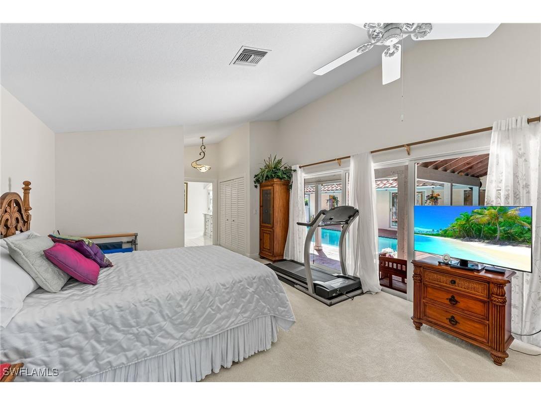 1930 Blackstone Circle Naples FL 34109 226002656 image11