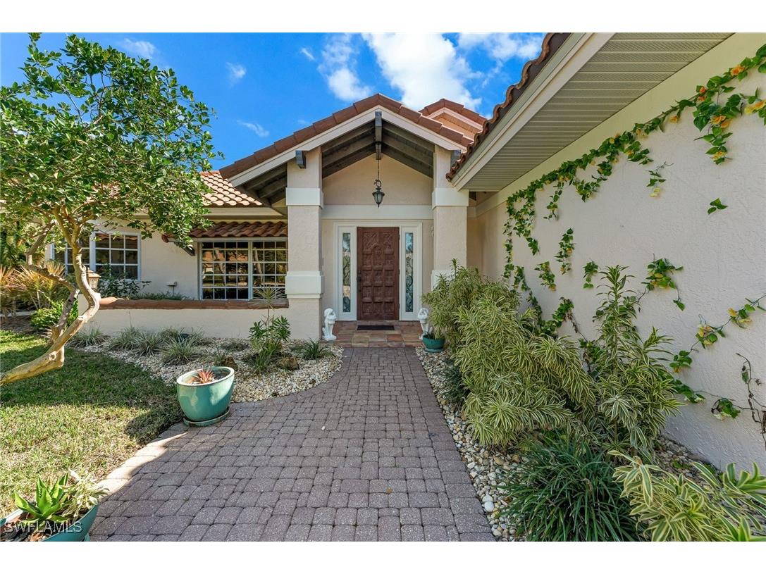 1930 Blackstone Circle Naples FL 34109 226002656 image2