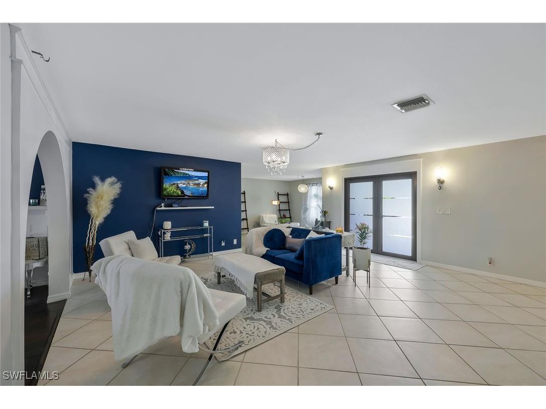 1930 Curling Avenue Naples FL 34109 225025471 image9