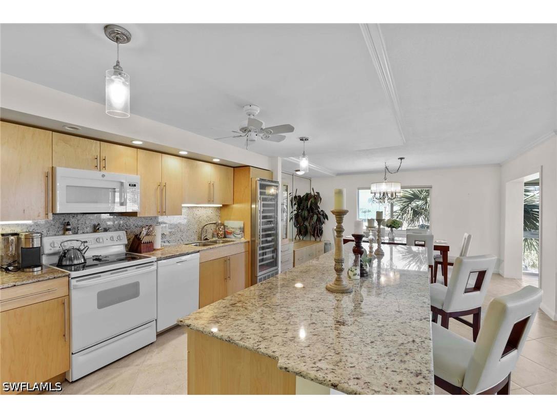 1930 Gulf Shore Boulevard N #A302-A Naples FL 34102 226019879 image6