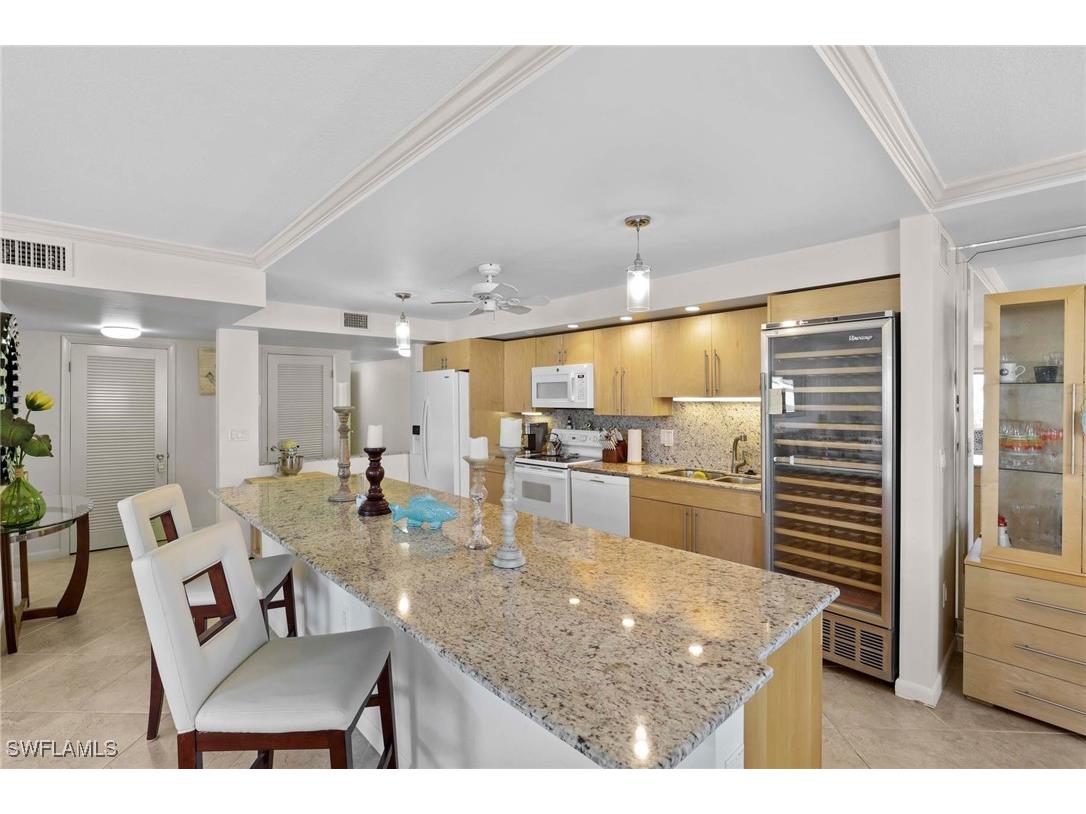 1930 Gulf Shore Boulevard N #A302-S Naples FL 34102 225076824 image3