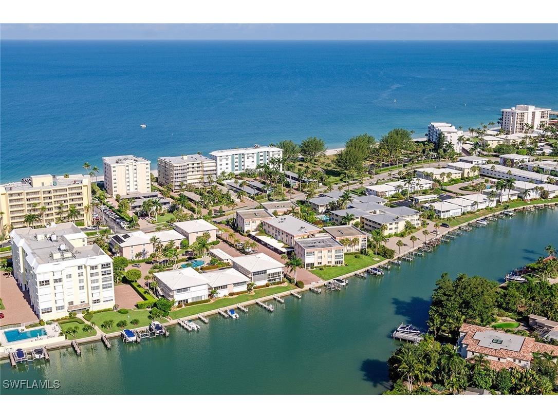 1930 Gulf Shore Boulevard N #D101 Naples FL 34102 224097366 image1