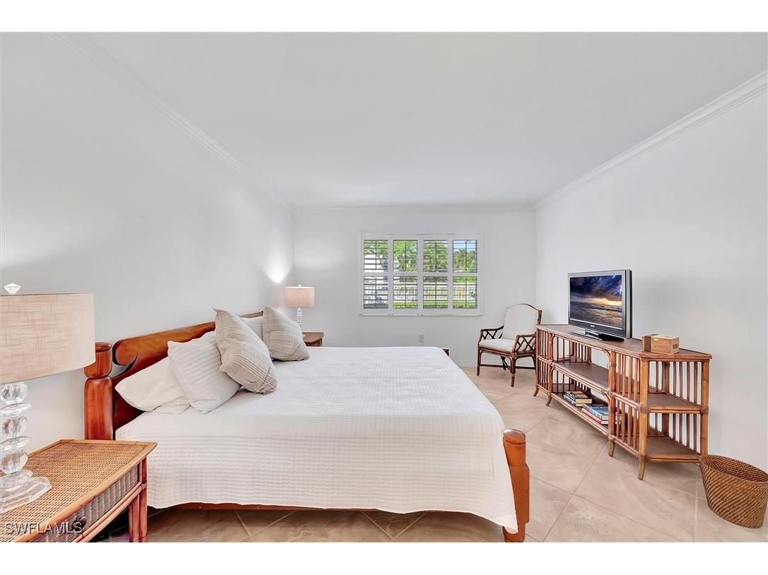 1930 Gulf Shore Boulevard N #D101 Naples FL 34102 225069790 image10