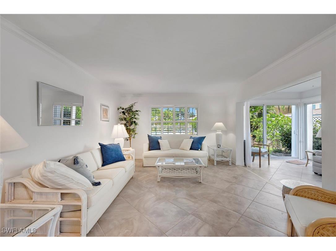 1930 Gulf Shore Boulevard N #D101 Naples FL 34102 225069790 image2