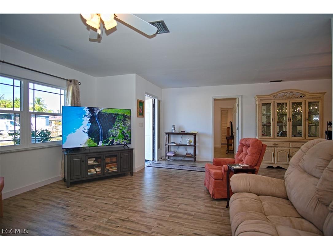 1930 Indian Creek Drive North Fort Myers FL 33917 2026006747 image12