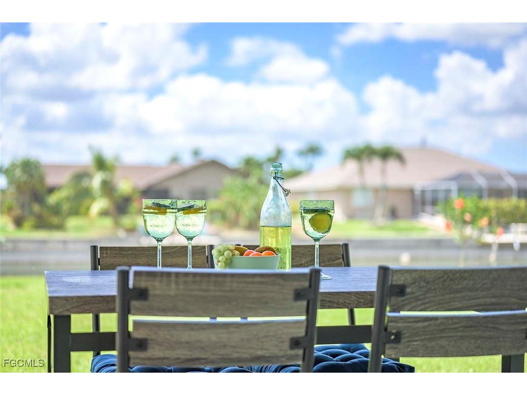 1930 NE 2nd Terrace Cape Coral FL 33909 2025009595 image24