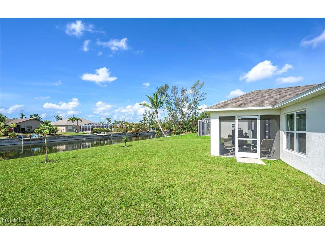 1930 NE 2nd Terrace Cape Coral FL 33909 2025009595 image25