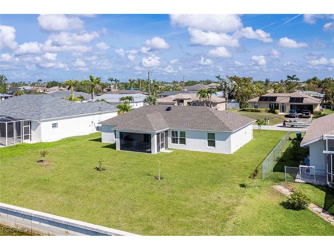 1930 NE 2nd Terrace Cape Coral FL 33909 2025009595 image32