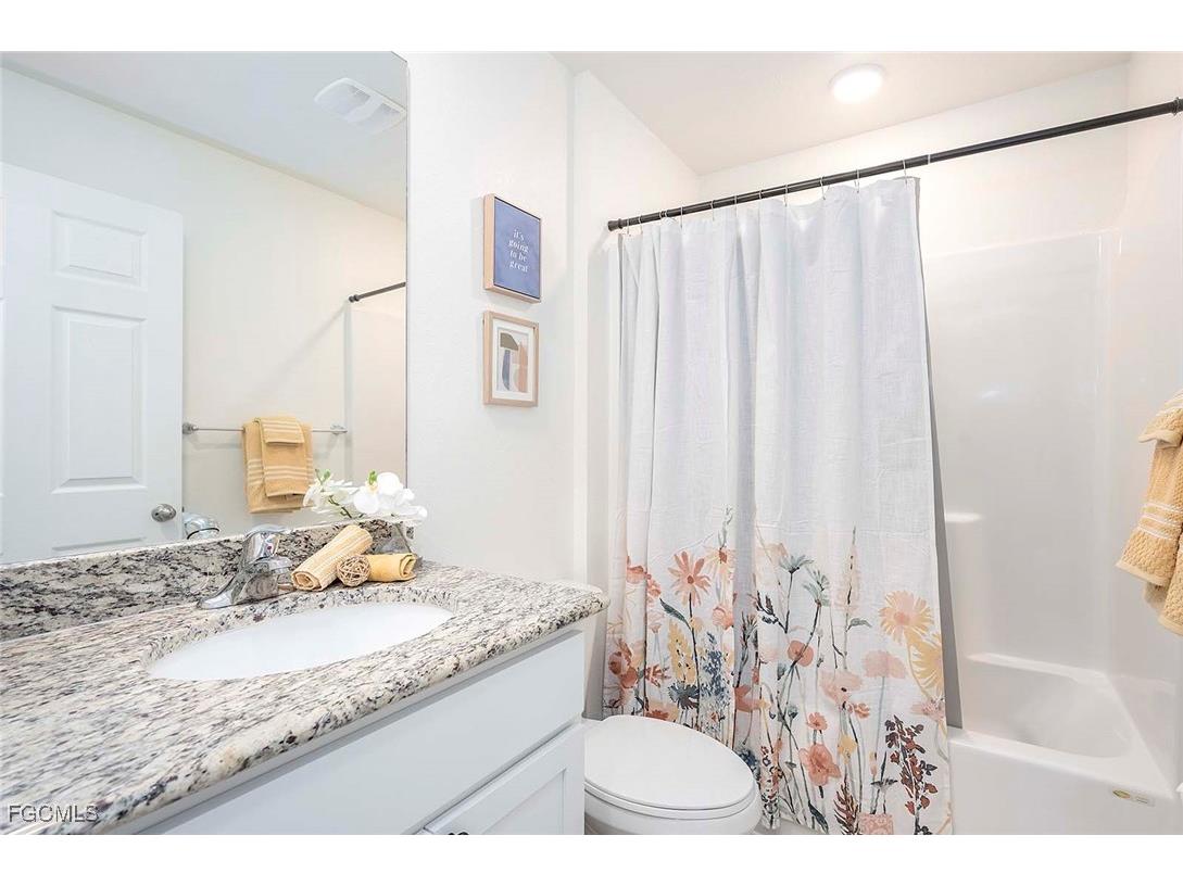 1930 NE 2nd Terrace Cape Coral FL 33909 2025015288 image18