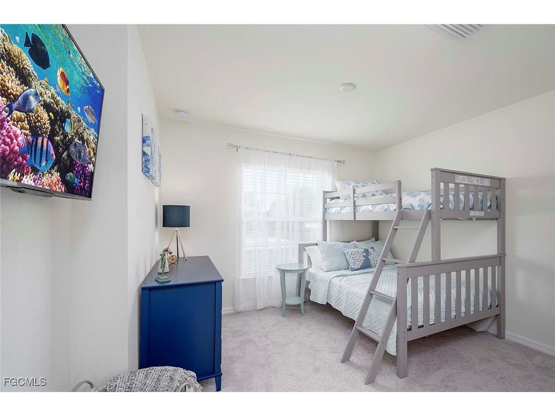 1930 NE 2nd Terrace Cape Coral FL 33909 2025015288 image20