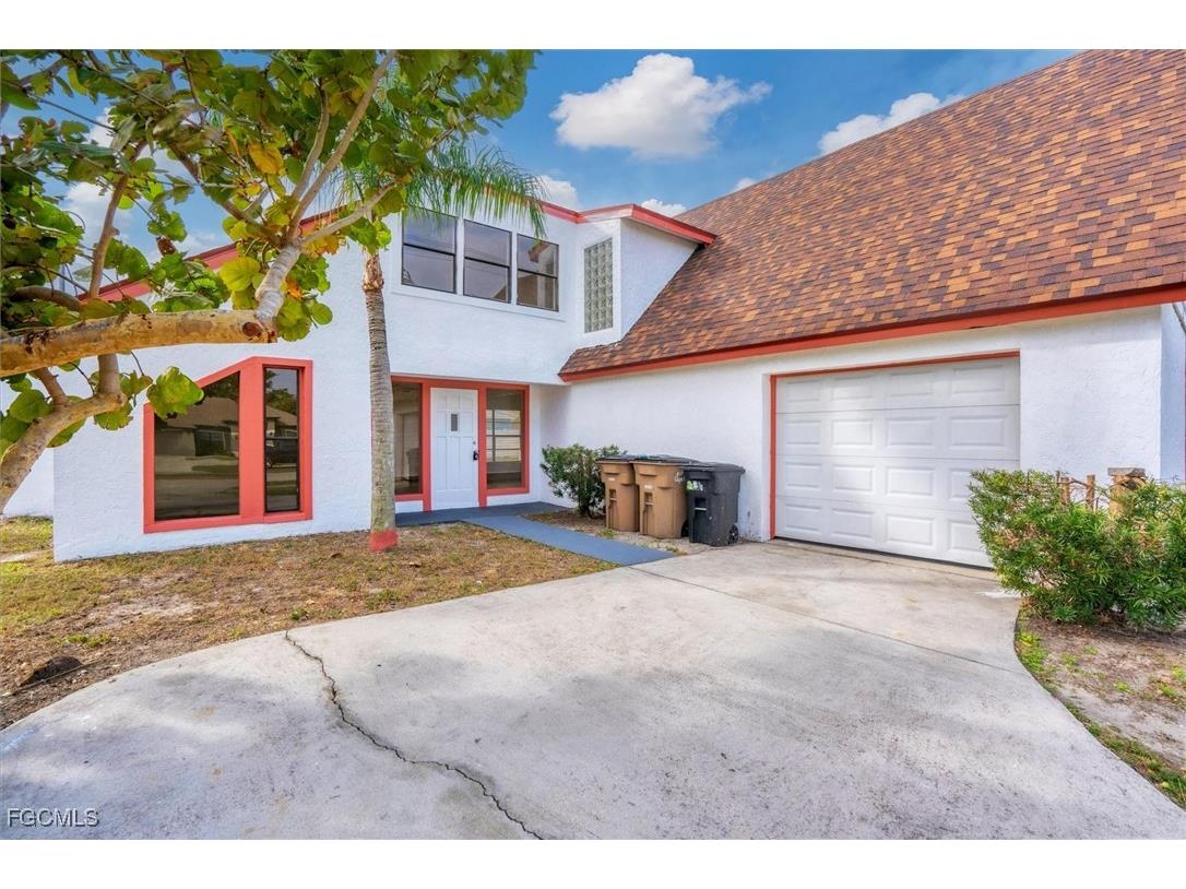 1930 Viscaya Parkway Cape Coral FL 33990 2025022492 image1