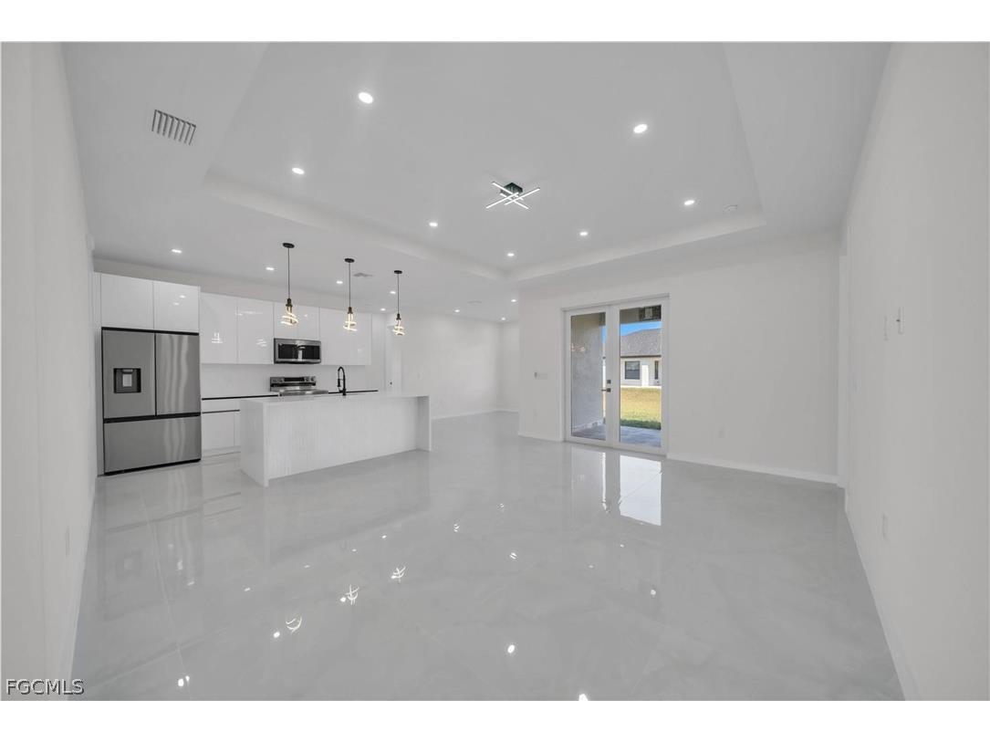 1930 Zombar Court Lehigh Acres FL 33972 2026010088 image5