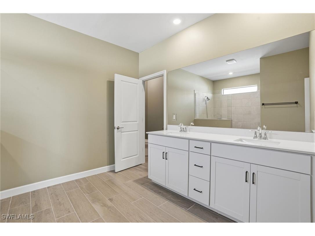 19306 Hinkley Drive Estero FL 33928 225080379 image16