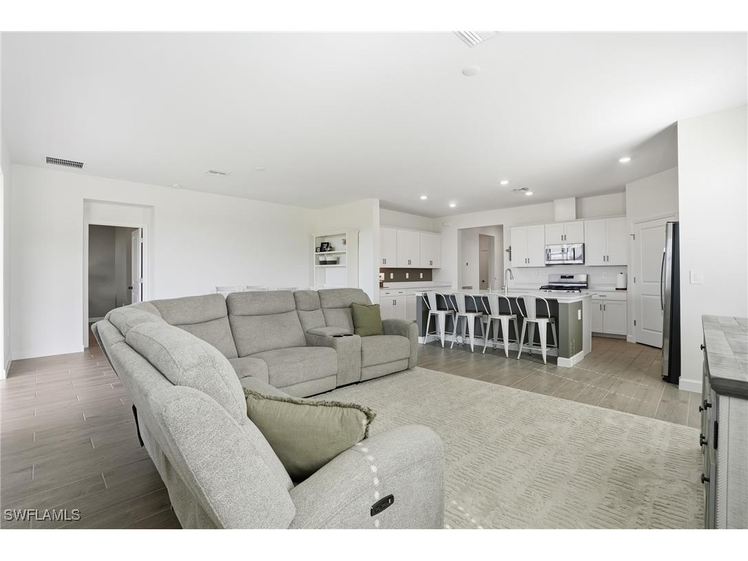 19306 Hinkley Drive Estero FL 33928 225080379 image5