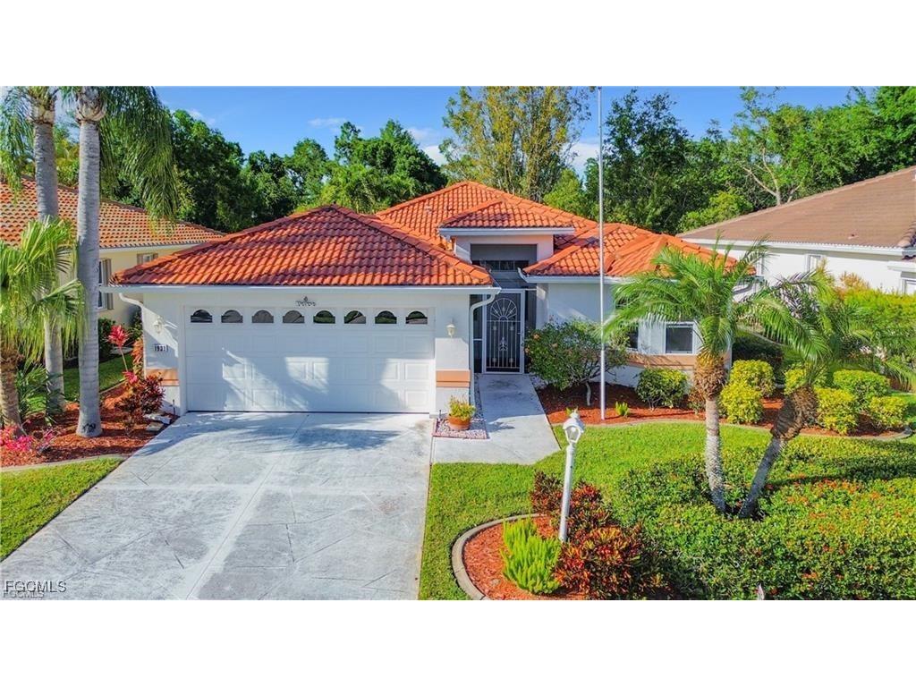 1931 Corona Del Sire Drive North Fort Myers FL 33917 2025015833 image1