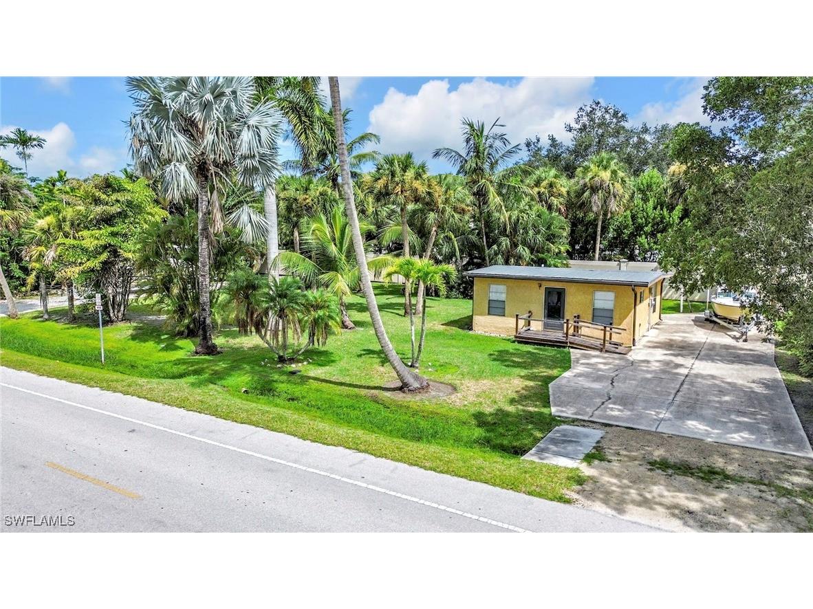 1931 Danford Street Naples FL 34112 226002830 image9