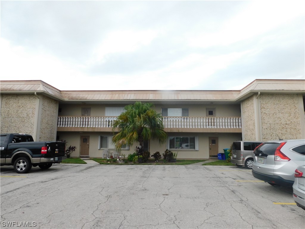 1931 W Lakeview Boulevard #3 North Fort Myers FL 33903 223061014 image1