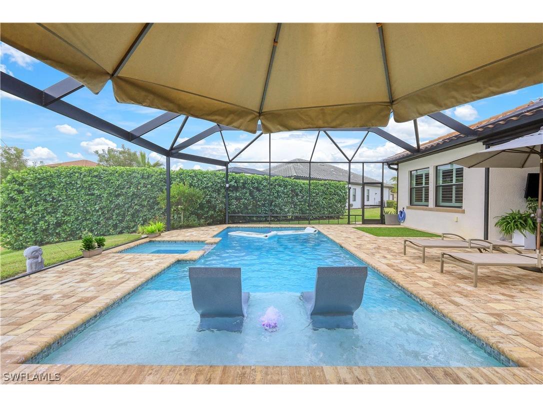 1932 Mustique Street Naples FL 34120 223007299 image1