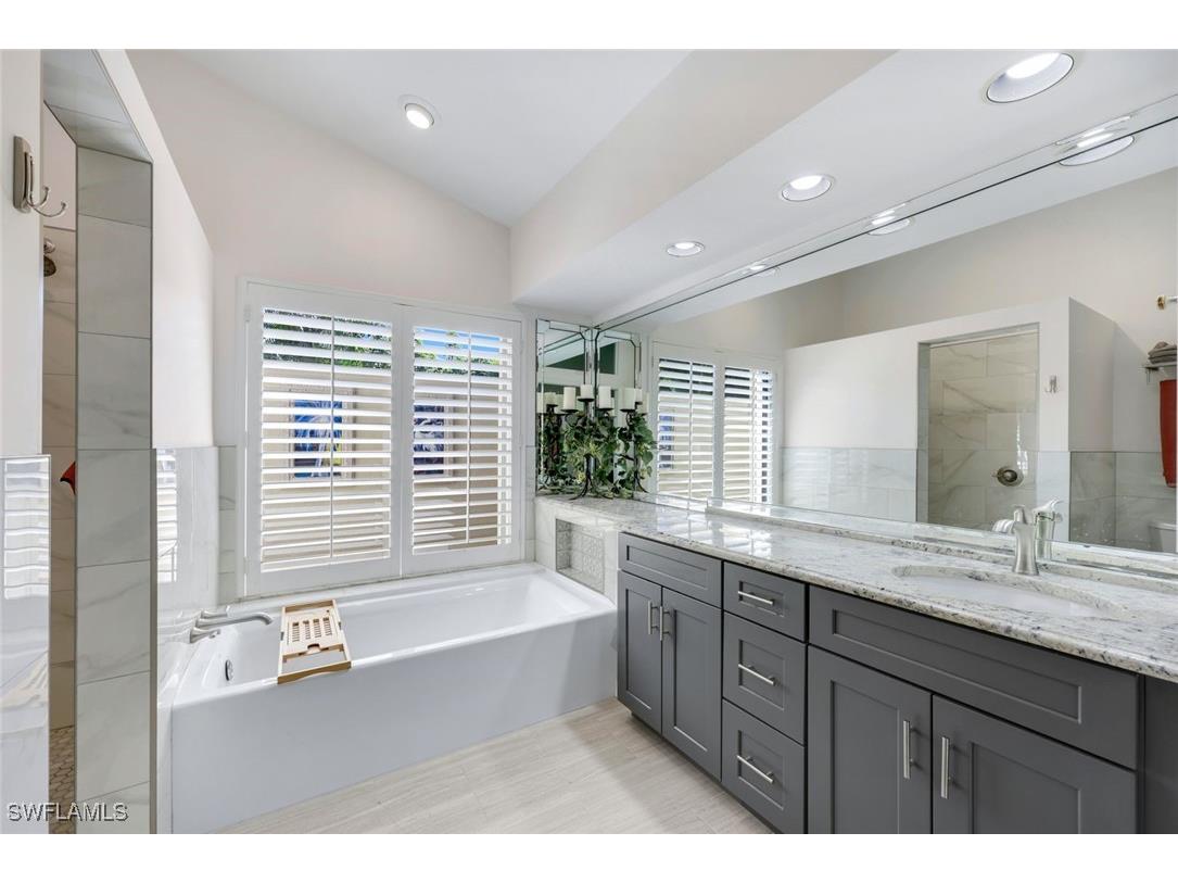 1933 Empress Court Naples FL 34110 226004312 image21