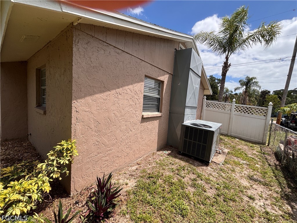 1933 Flamingo Drive North Fort Myers FL 33991 2026016972 image23