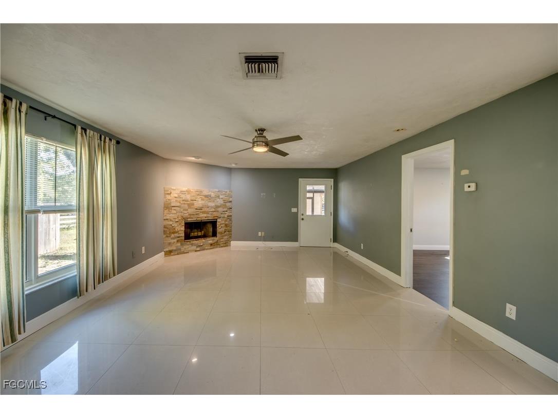 19330 Meredith Road North Fort Myers FL 33917 2025025370 image19