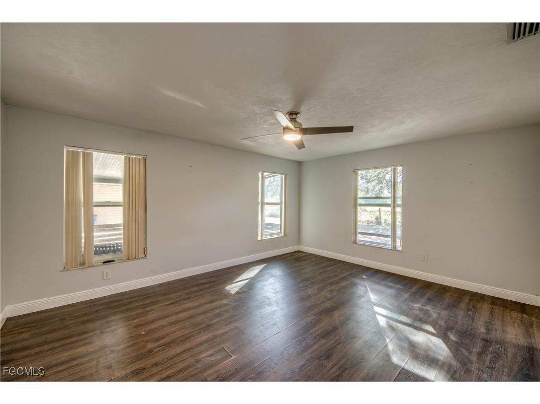 19330 Meredith Road North Fort Myers FL 33917 2025025370 image24