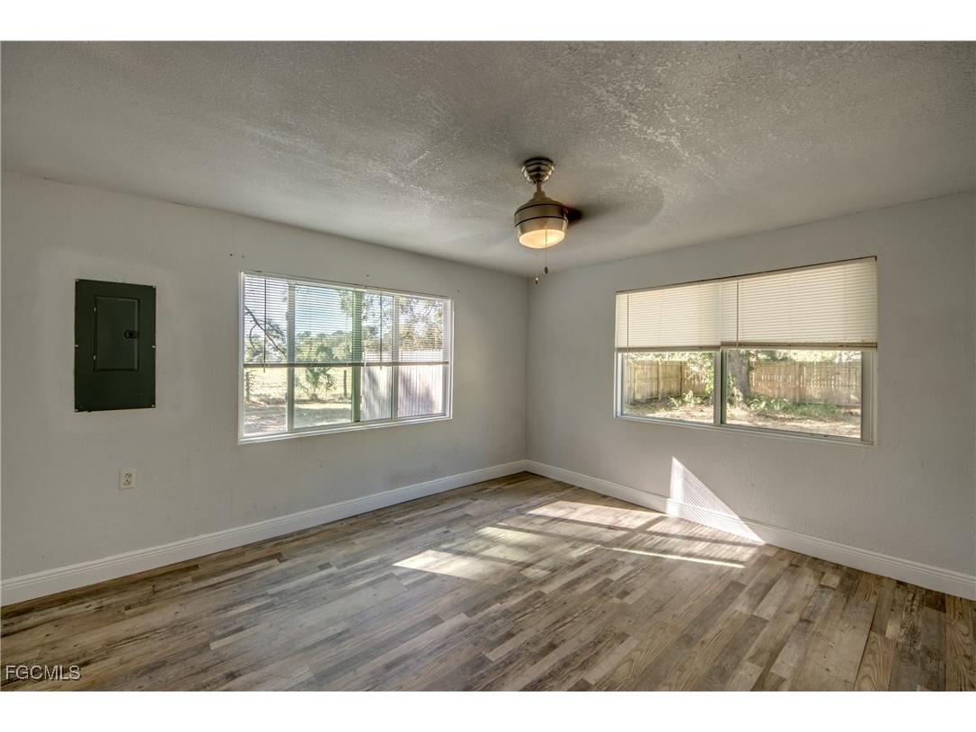 19330 Meredith Road North Fort Myers FL 33917 2025025370 image32
