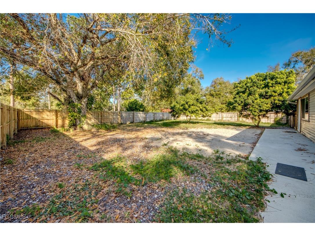 19330 Meredith Road North Fort Myers FL 33917 2025025370 image47