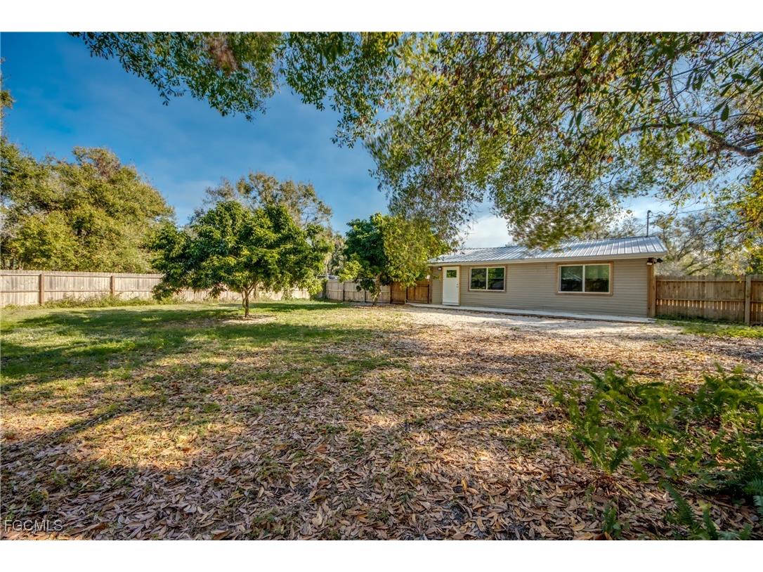 19330 Meredith Road North Fort Myers FL 33917 2025025370 image48