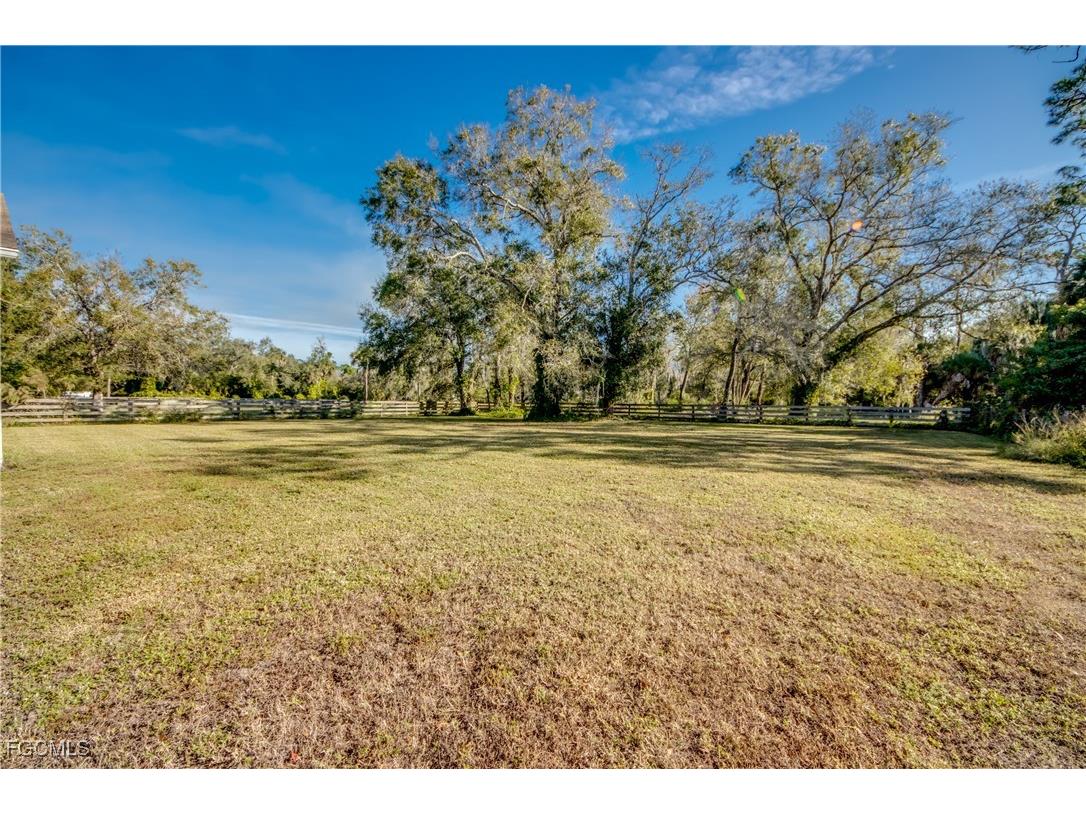 19330 Meredith Road North Fort Myers FL 33917 2025025370 image50