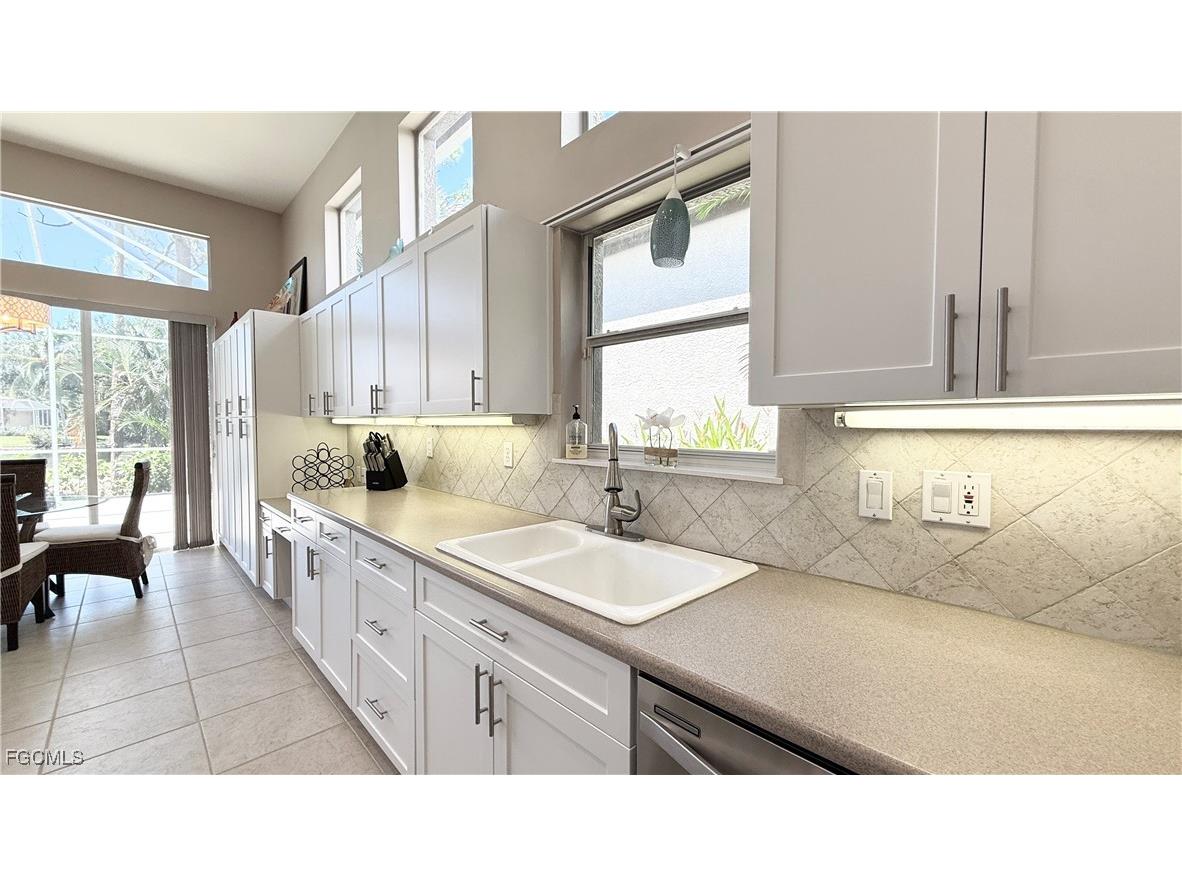 19331 Silver Oak Drive Estero FL 33967 2025011145 image11