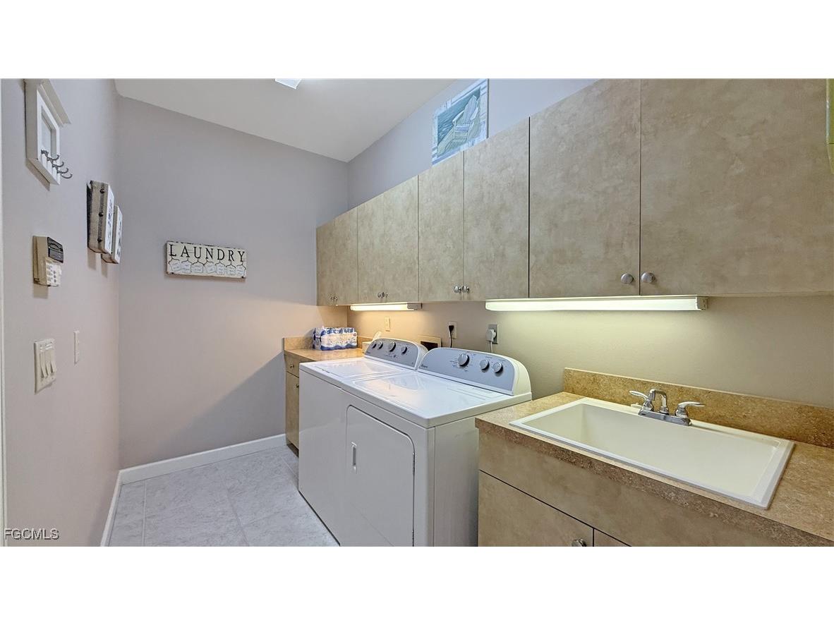 19331 Silver Oak Drive Estero FL 33967 2025011145 image36