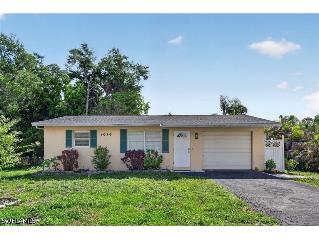 1934 Flamingo Drive North Fort Myers FL 33917 226014293 image1