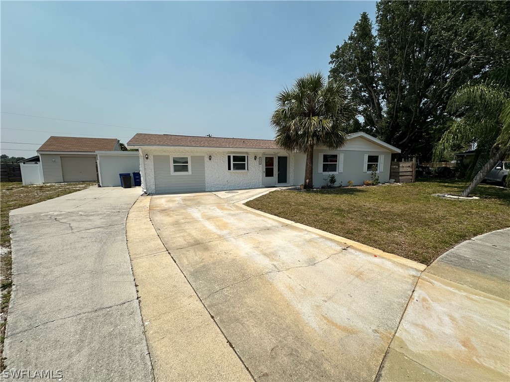 1934 Howe Court North Fort Myers FL 33903 224033052 image1