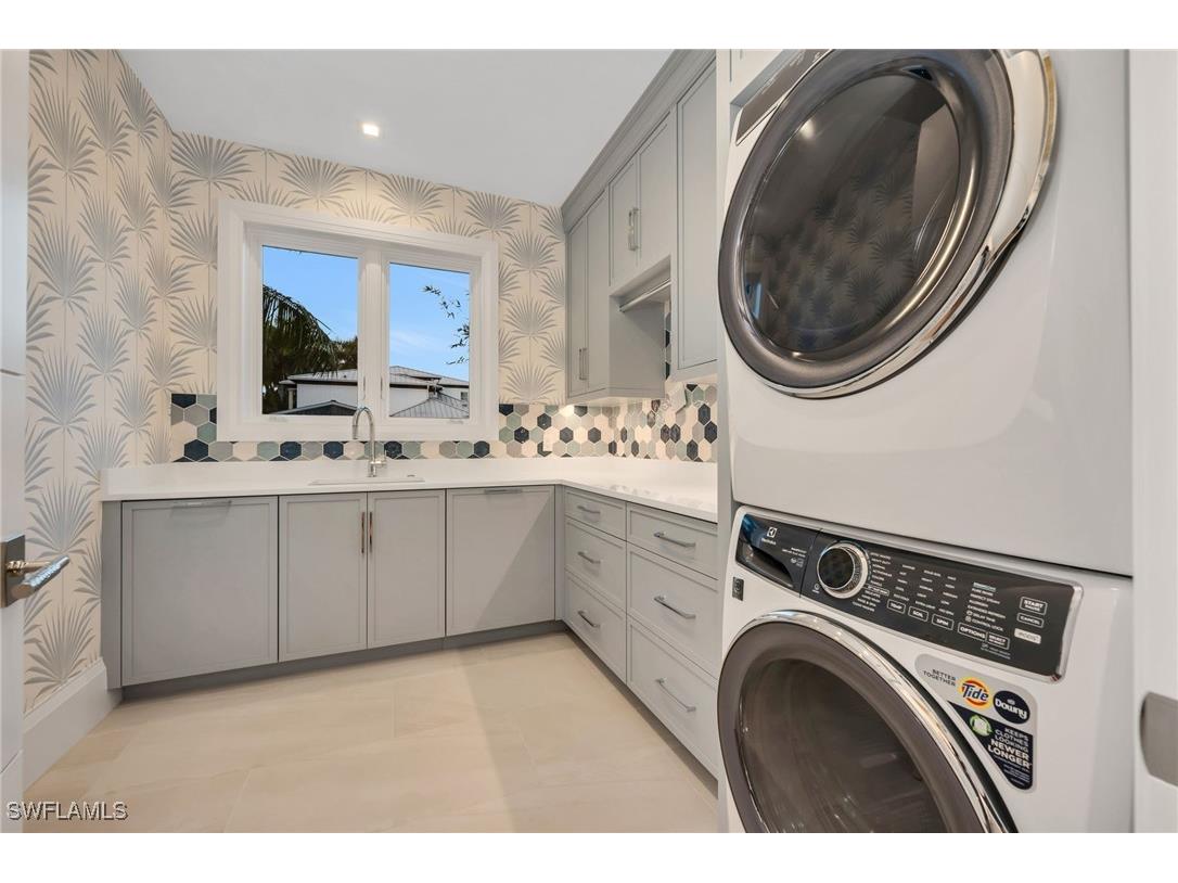 1935 5th Street S Naples FL 34102 225019976 image12