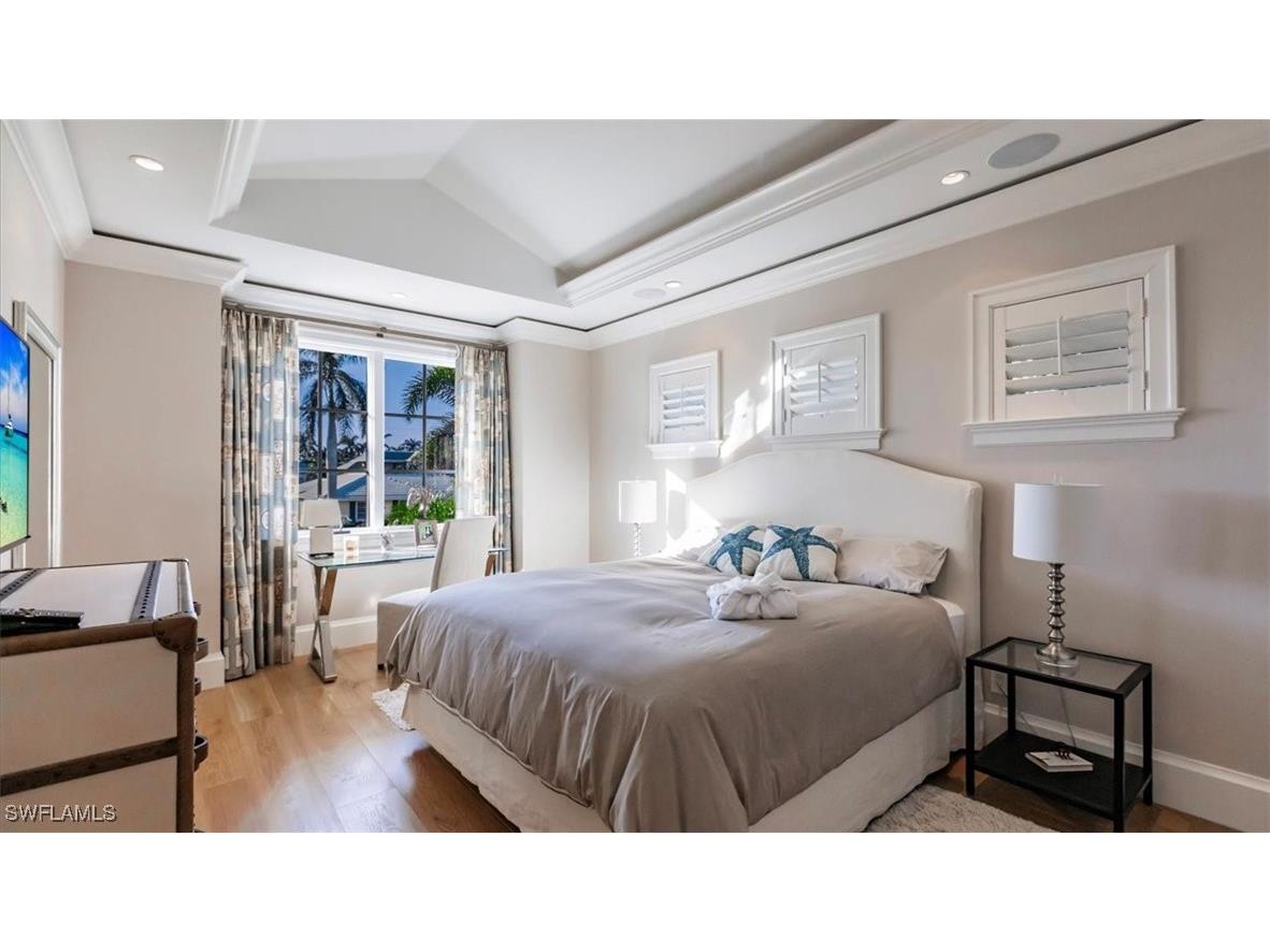 1935 7th Street S Naples FL 34102 225080095 image16