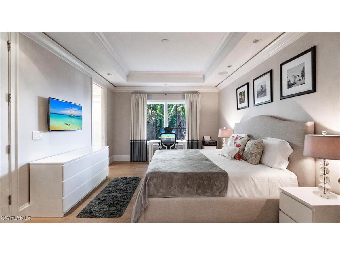 1935 7th Street S Naples FL 34102 225080095 image18