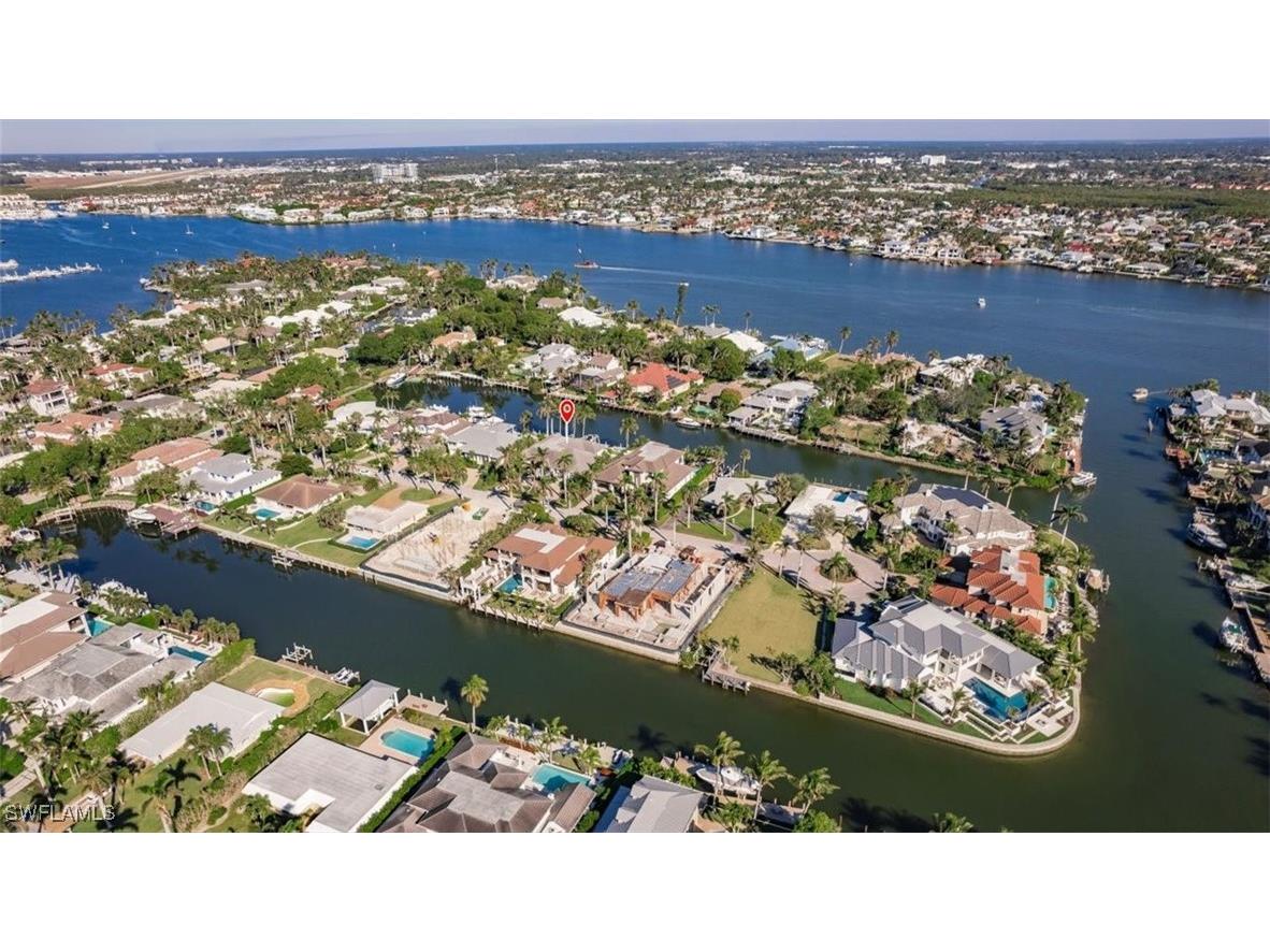 1935 7th Street S Naples FL 34102 225080095 image27