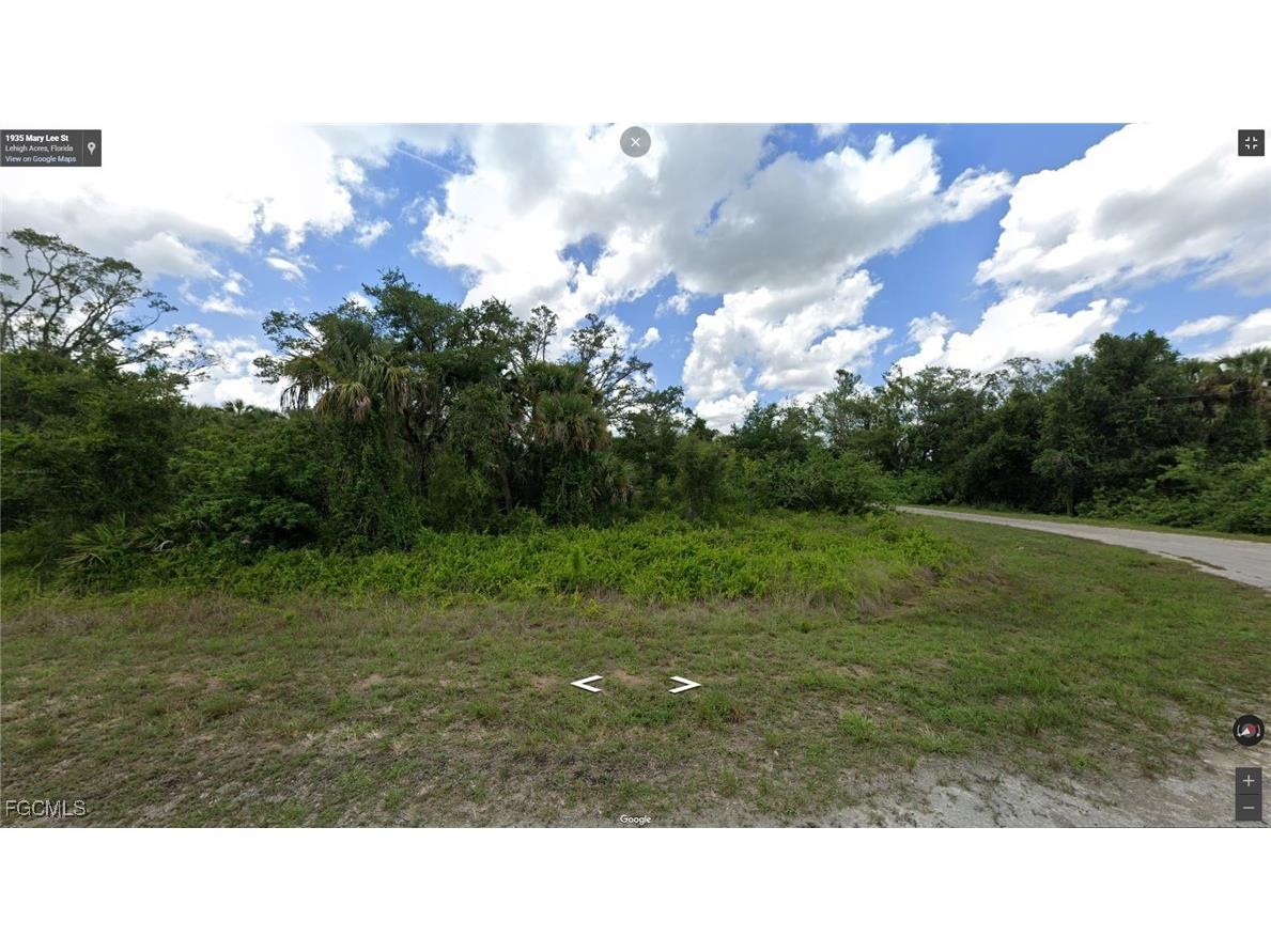 1935 Mary Lee Street Lehigh Acres FL 33972 2025006738 image1