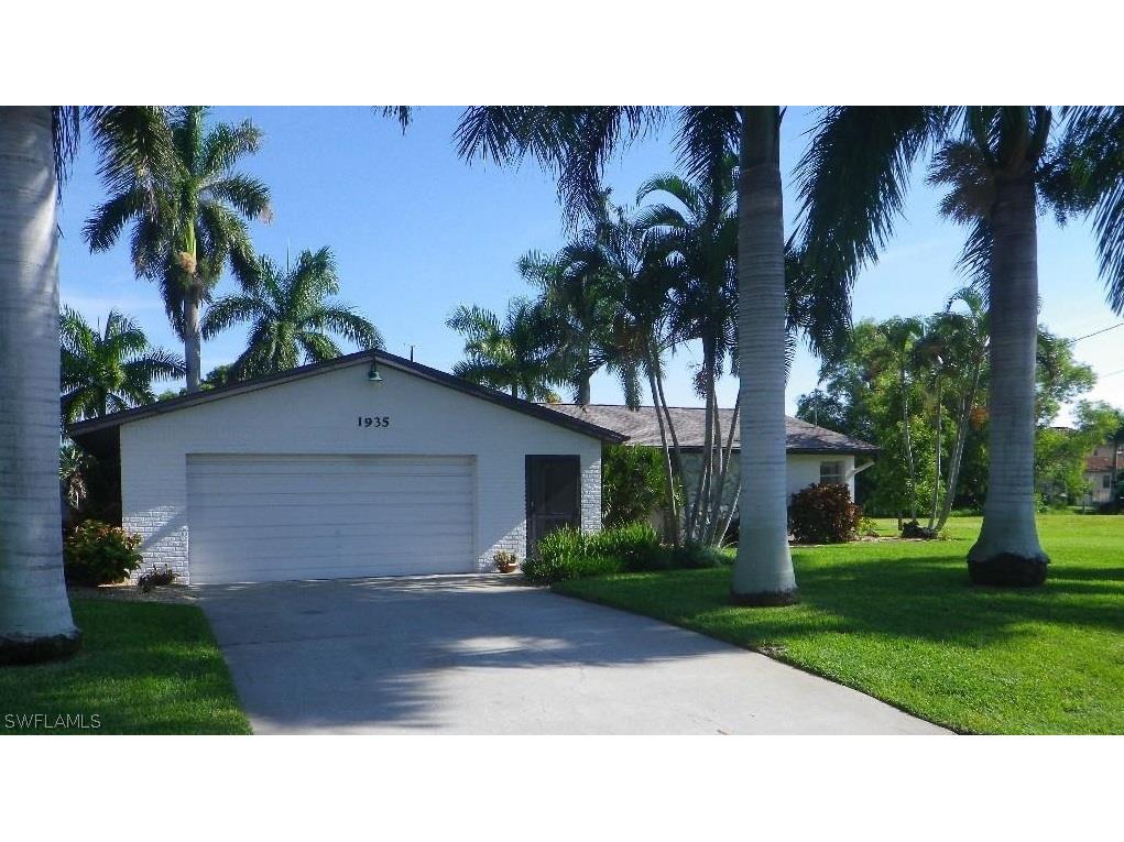 1935 SE 37th Terrace Cape Coral FL 33904 224036979 image1