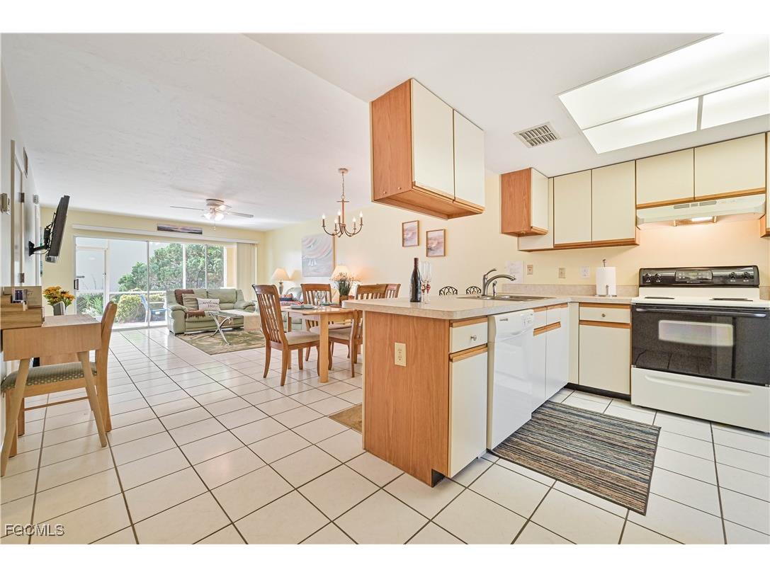 1936 Beach Parkway #112 Cape Coral FL 33904 2025015904 image9