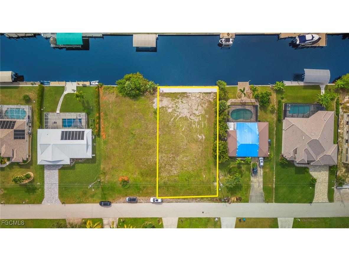 1936 Coral Point Drive Cape Coral FL 33990 2025026005 image17